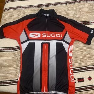 SUGOI Evolution Pro cycling jersey fits like SMALL